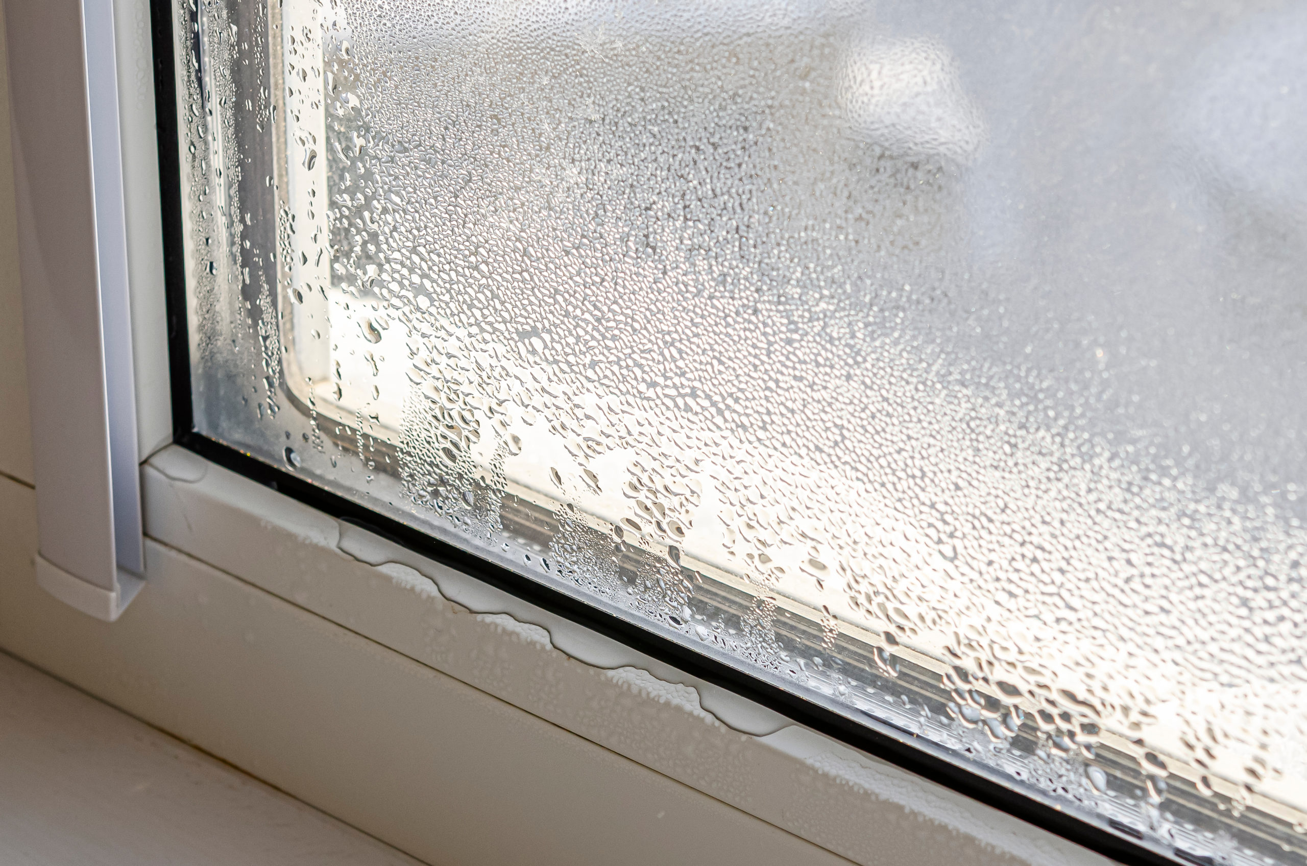 how to stop heat from escaping through your windows